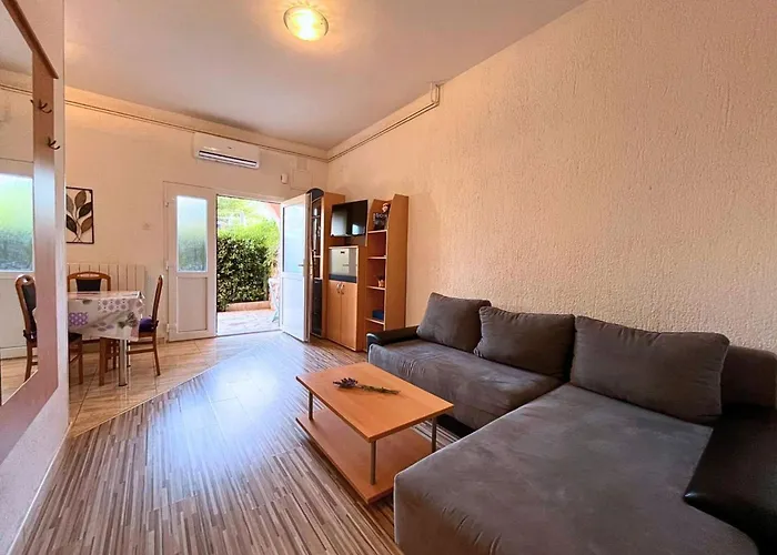 דירה Butkovi - Two Bedroom A3 *