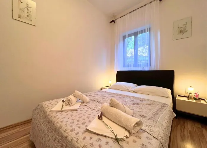 Lägenhet Butkovi - Two Bedroom A3 *
